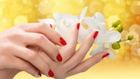 Manucure ou Pieds + Vernis Classique