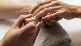 1 Pose de Vernis Classique, après soin Empreinte Salée