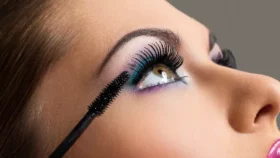 Rehaussement de Cils + Teinture